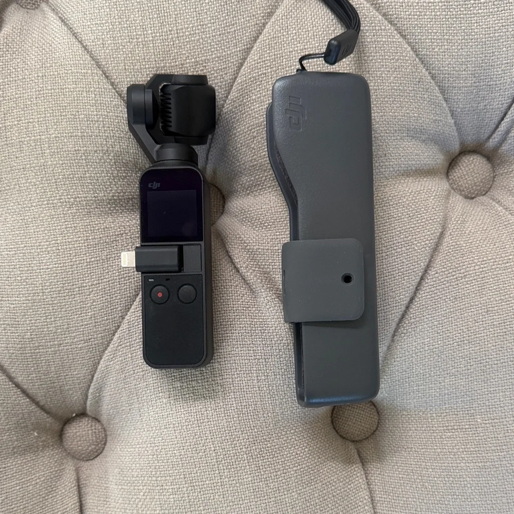 DJI osmo pocket Black and Gray Camera Set